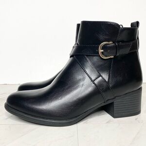 Naturalizer Kimbra Black Bootie 7 1/2 M